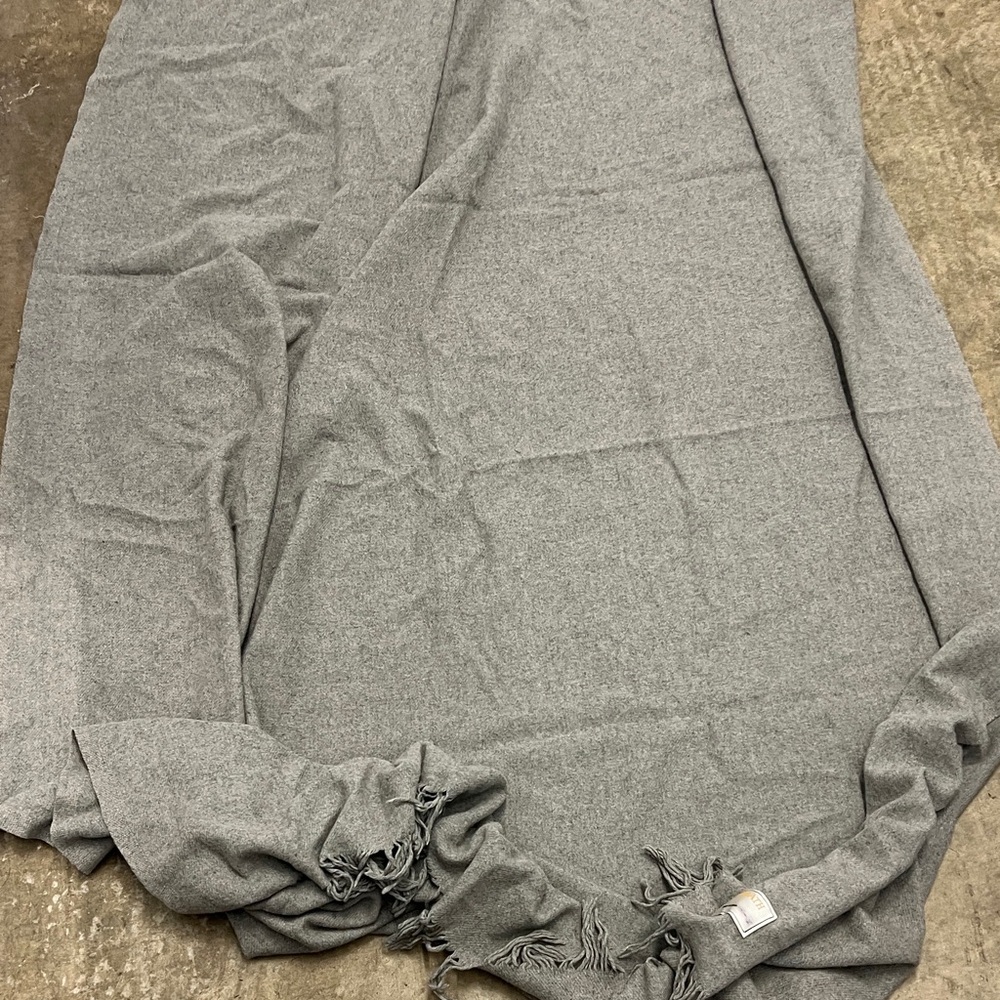 Raymond Bhagirath Gray wool throw blanket made in India